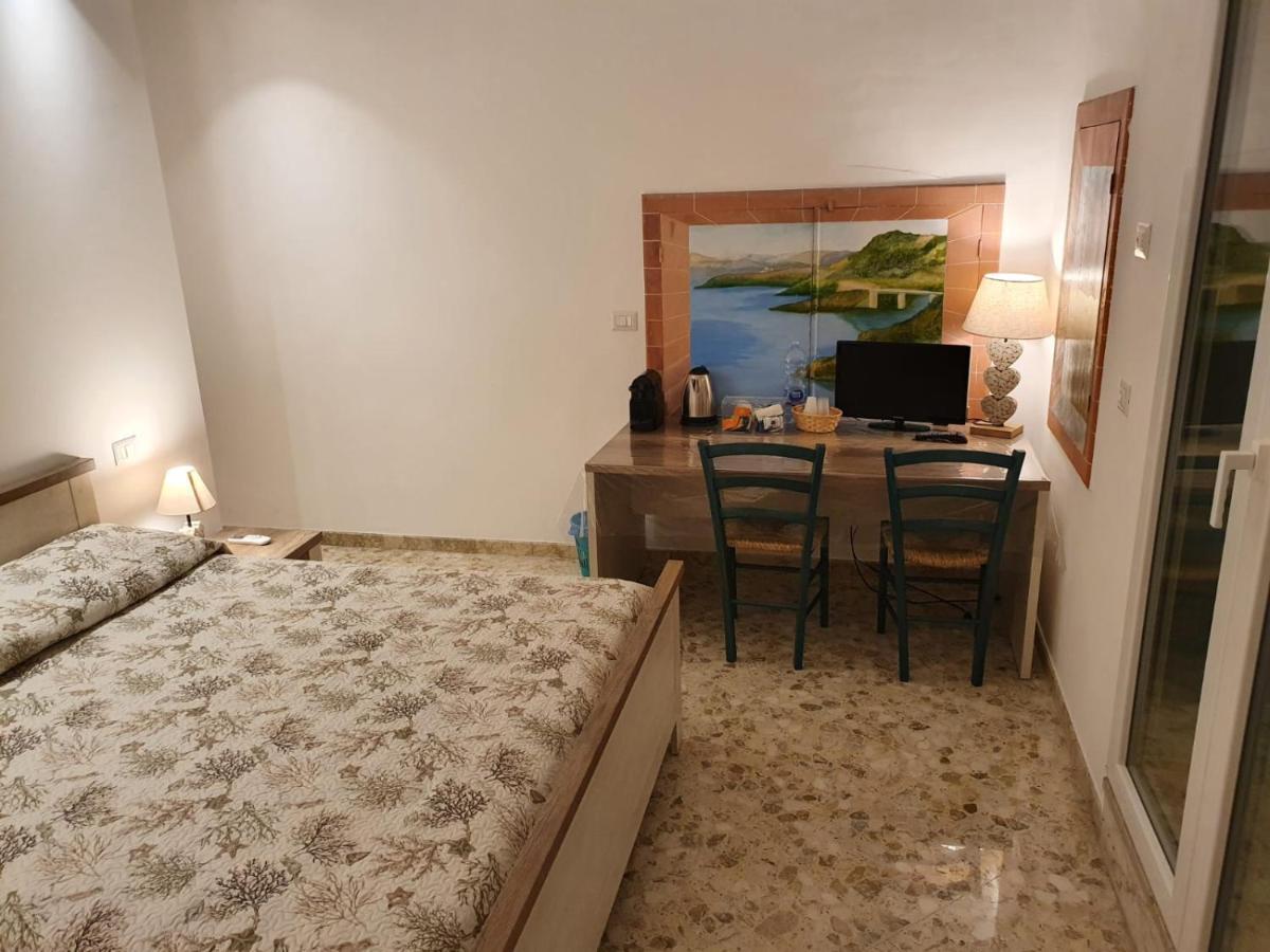 Stella Maris Bed and Breakfast Conversano Exteriör bild